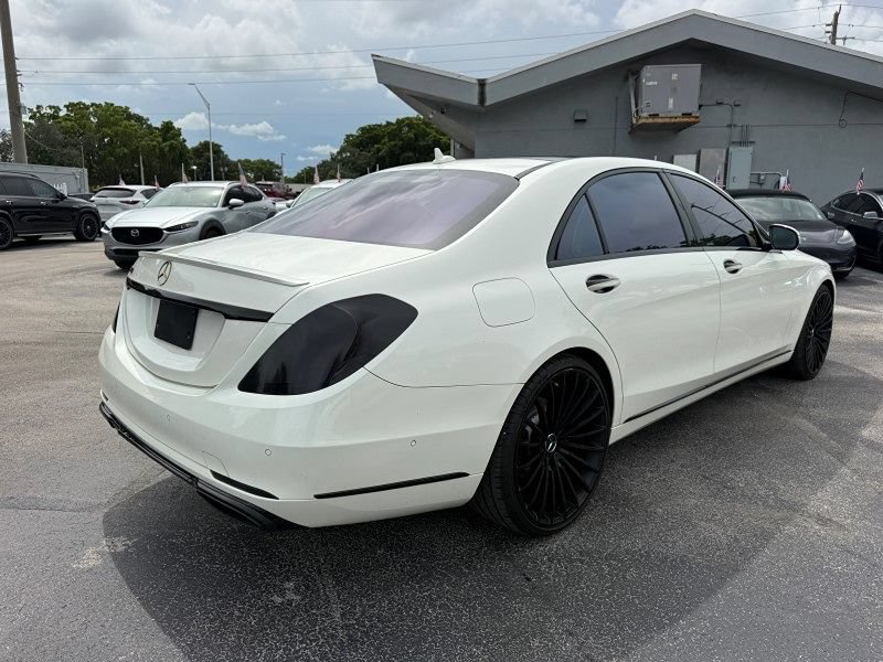Used 2020 Mercedes-Benz S 560 Sedan image 5