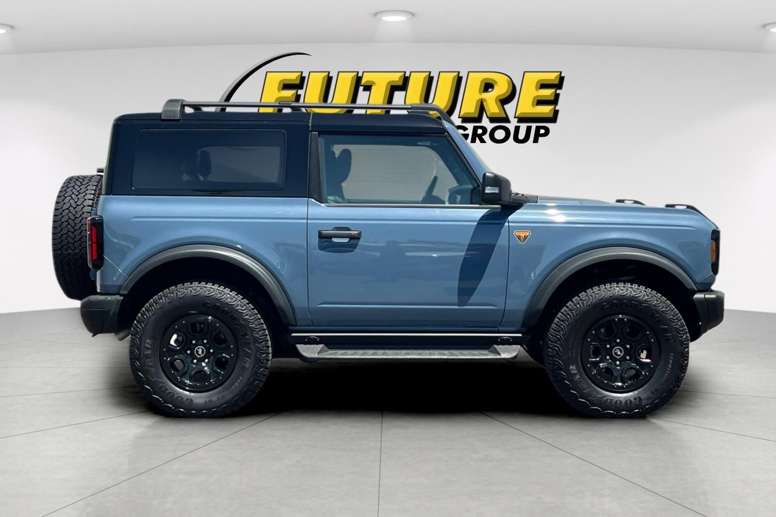 Certified 2025 Ford Bronco Badlands AWD/4WD image 2
