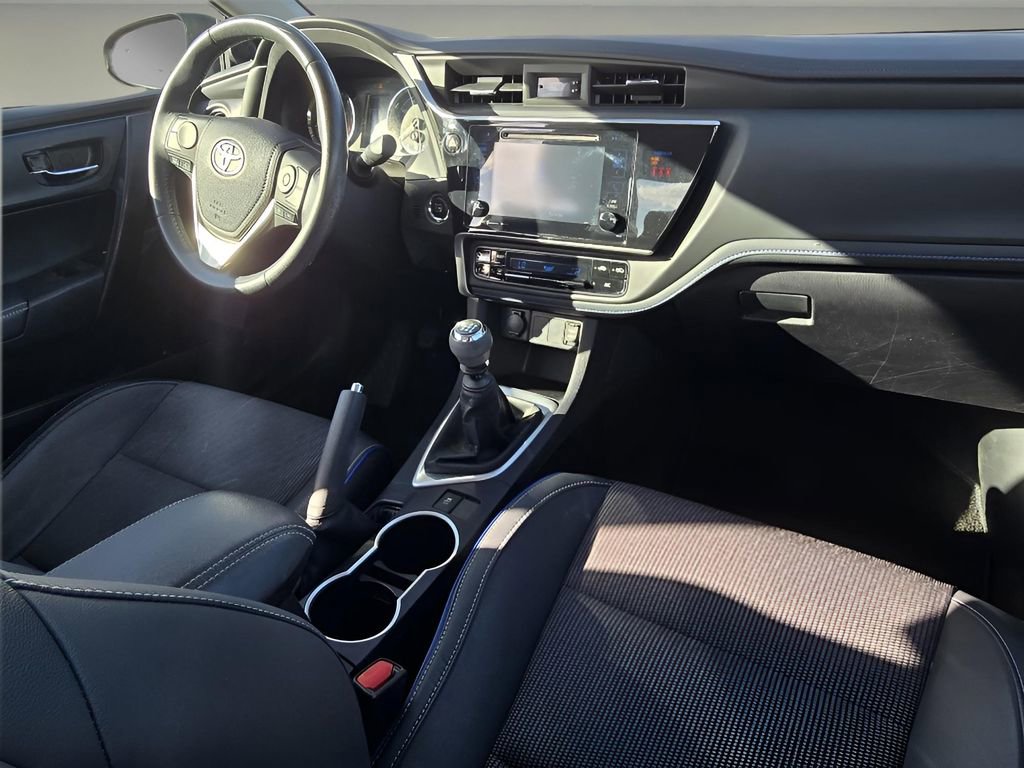 Used 2019 Toyota Corolla SE w/ Carpet Mat Package (TMS) image 26