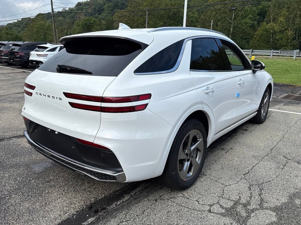 New 2027 Genesis GV70 2.5T AWD/4WD image 4