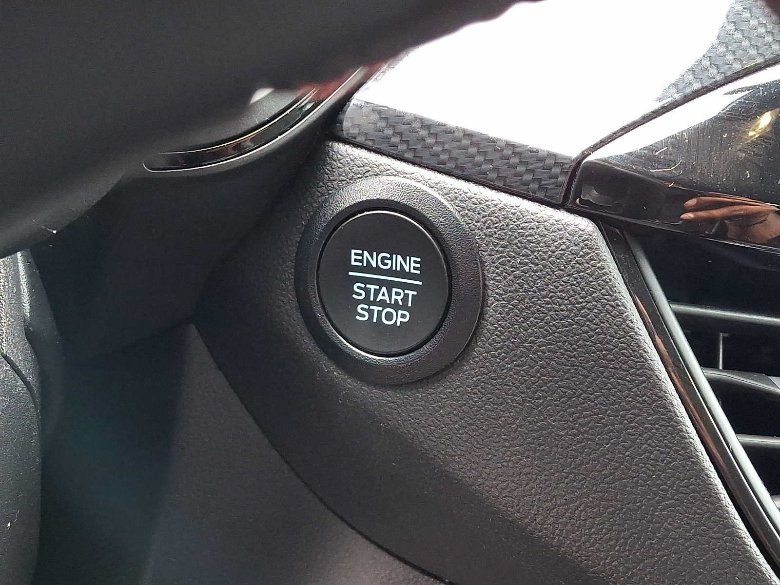 Used 2024 Ford Escape ST-Line AWD/4WD image 26