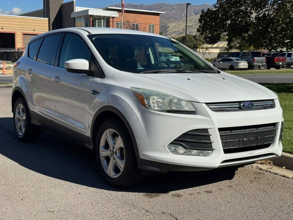 Used 2016 Ford Escape SE AWD/4WD image 1