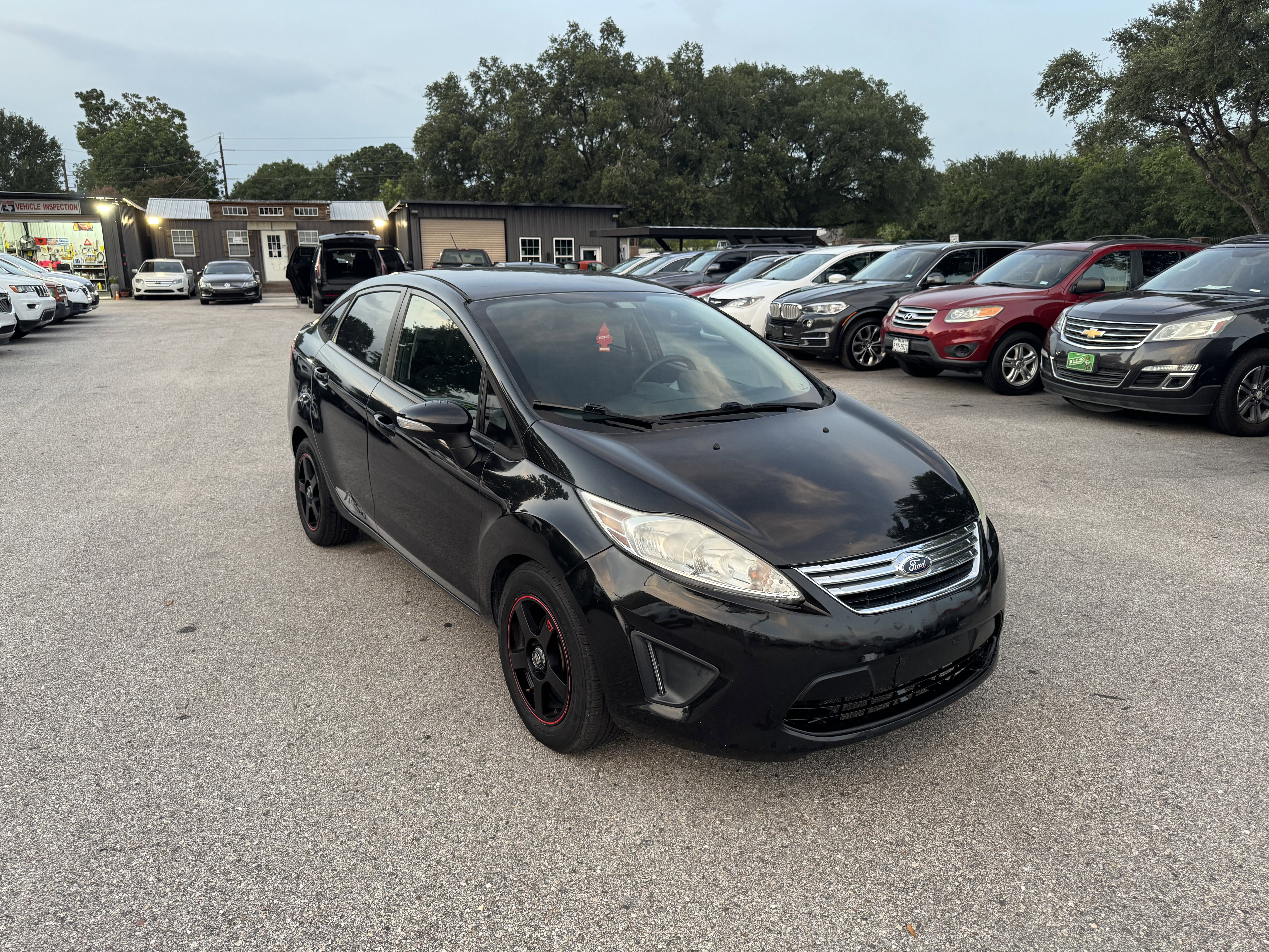 Used 2013 Ford Fiesta SE