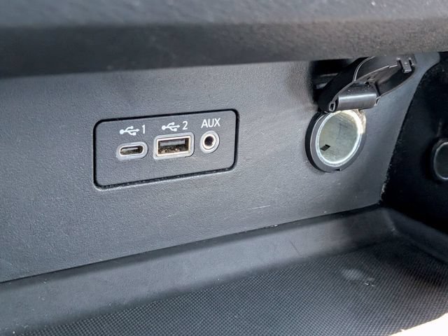 Used 2024 Nissan Altima 2.5 SV FWD image 19