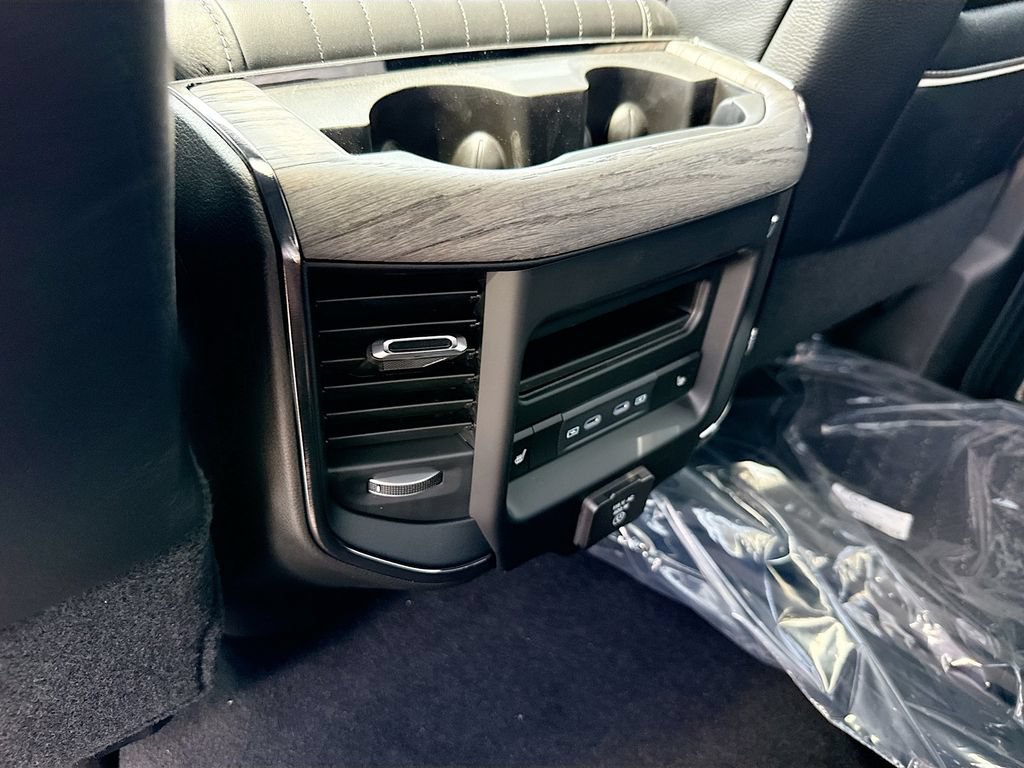 New 2026 RAM 3500 Limited AWD/4WD image 25