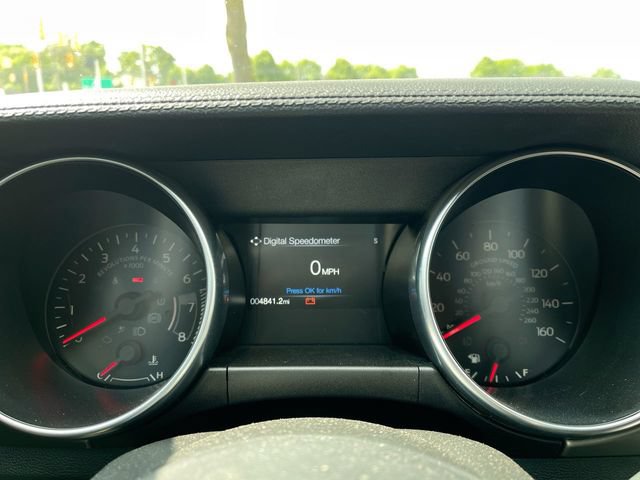 Used 2022 Ford Mustang GT RWD image 13