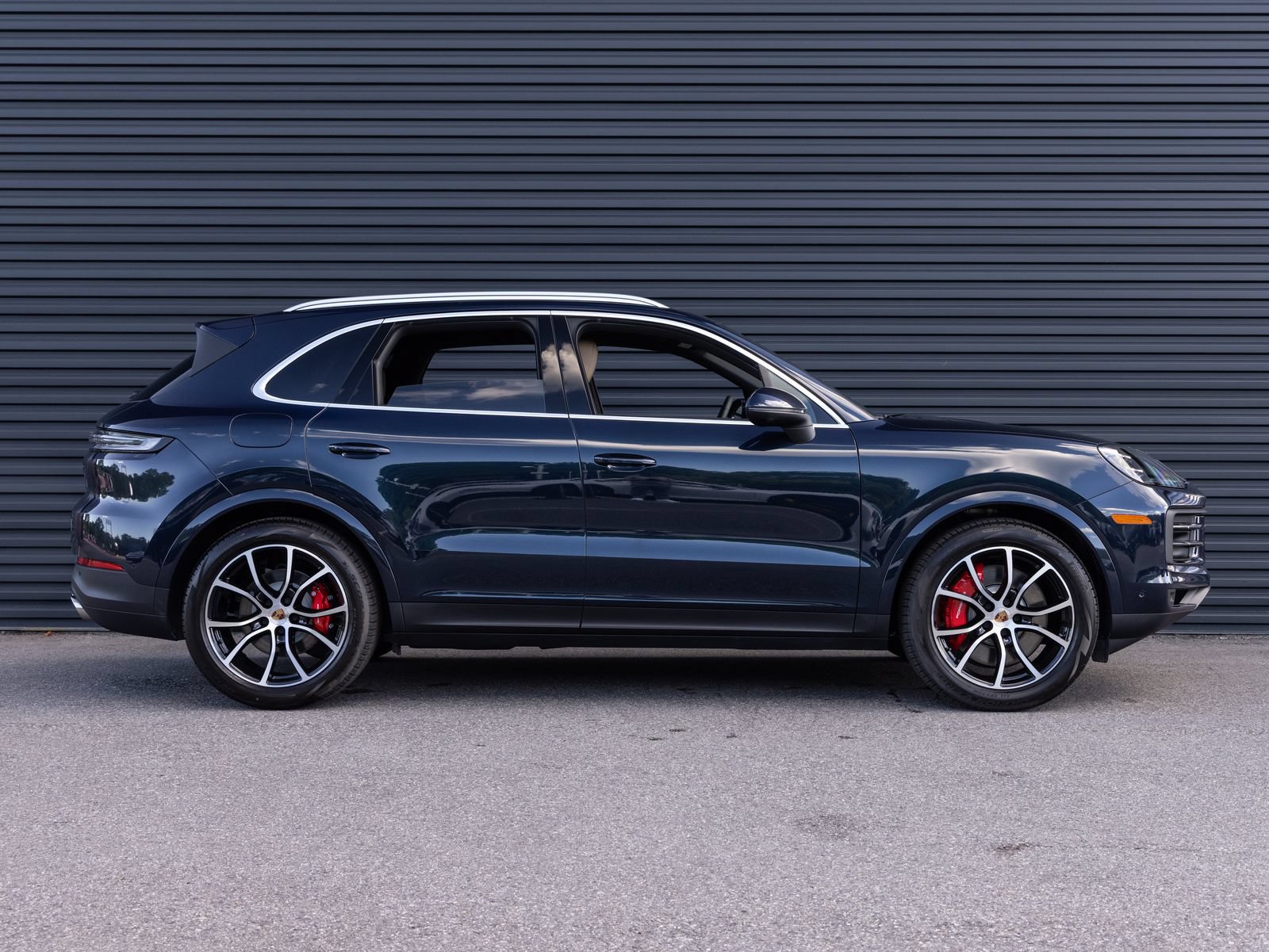 New 2026 Porsche Cayenne S AWD/4WD image 8