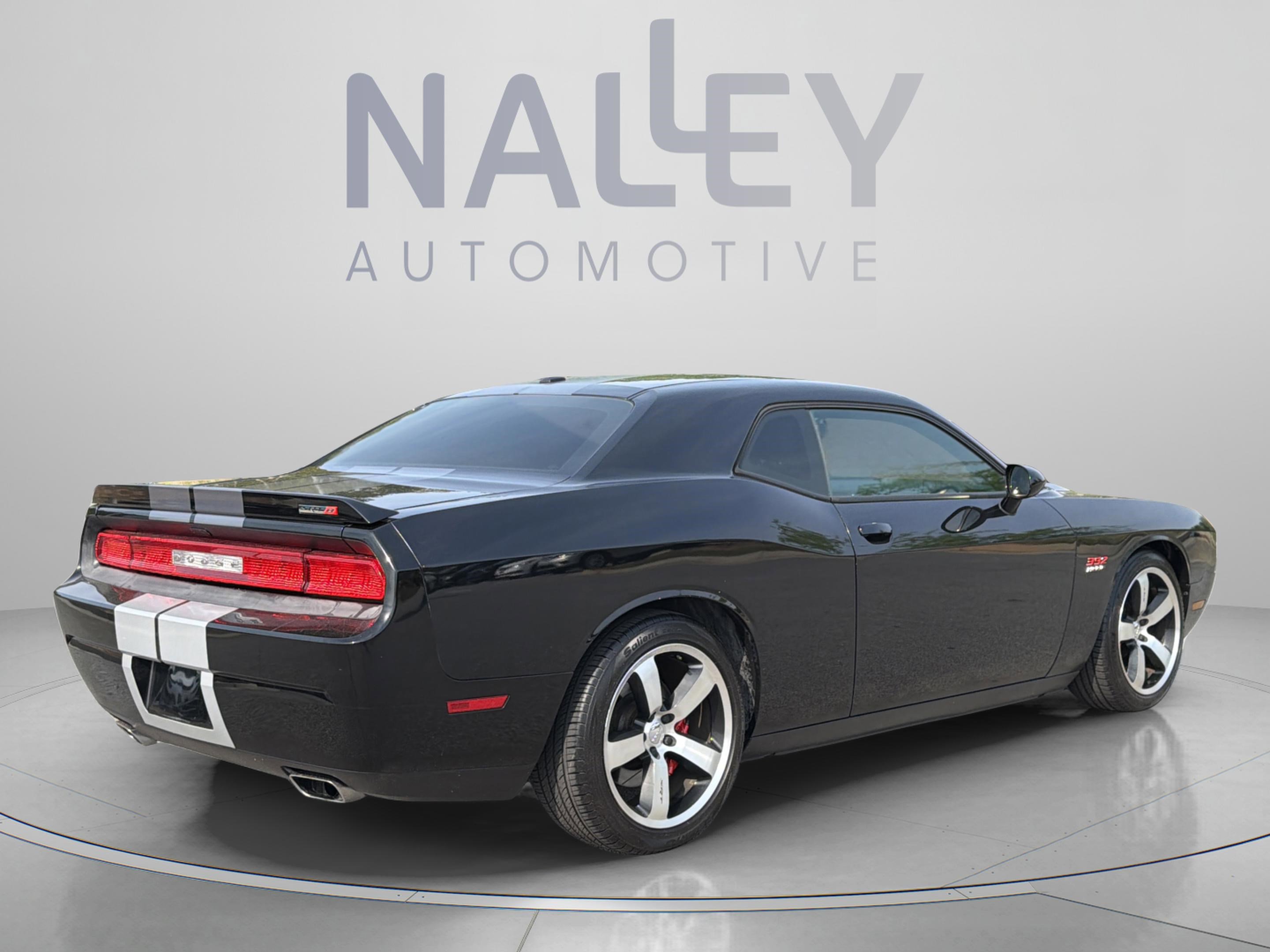 Used 2012 Dodge Challenger SRT8 w/ Premium Sound Group RWD image 5
