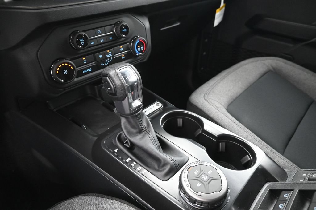 New 2026 Ford Bronco 4-Door AWD/4WD image 30