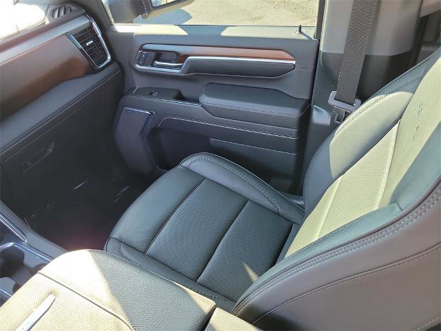 Used 2025 GMC Sierra 2500 Denali w/ Technology Package image 18