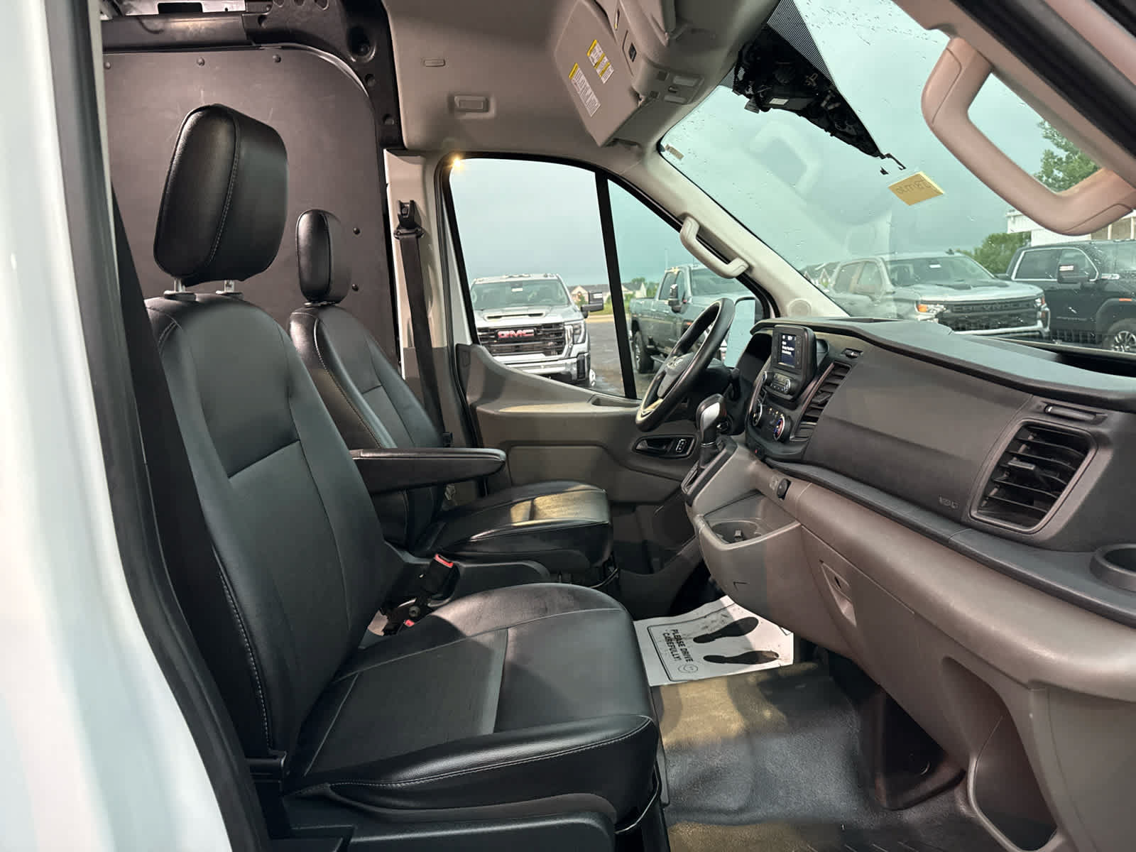 Used 2023 Ford Transit 250 Medium Roof w/ Load Area Protection Package RWD image 21