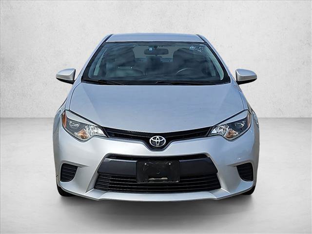 Used 2016 Toyota Corolla LE FWD image 2