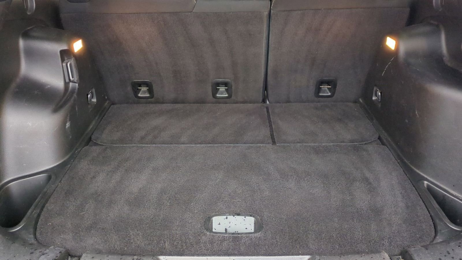 Used 2016 Jeep Cherokee Latitude w/ Comfort/Convenience Group image 38