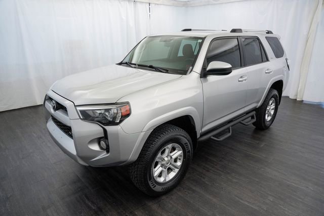 Used 2019 Toyota 4Runner SR5 RWD image 3