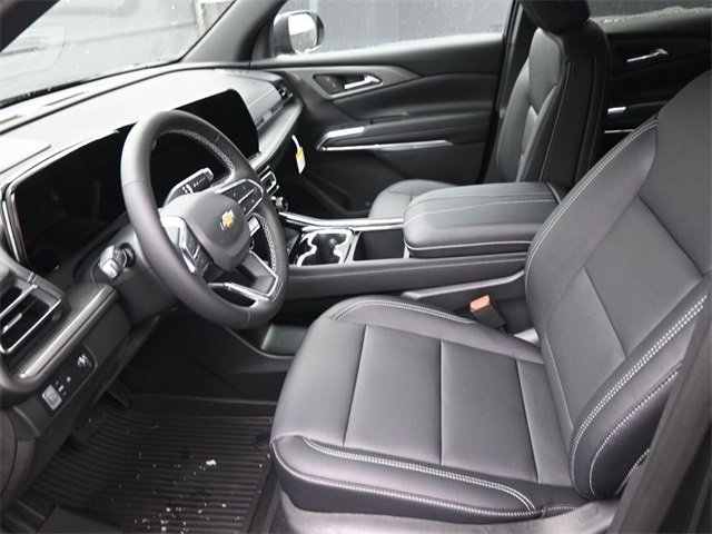 New 2026 Chevrolet Traverse LT w/ Sun and Wheel Package image 8