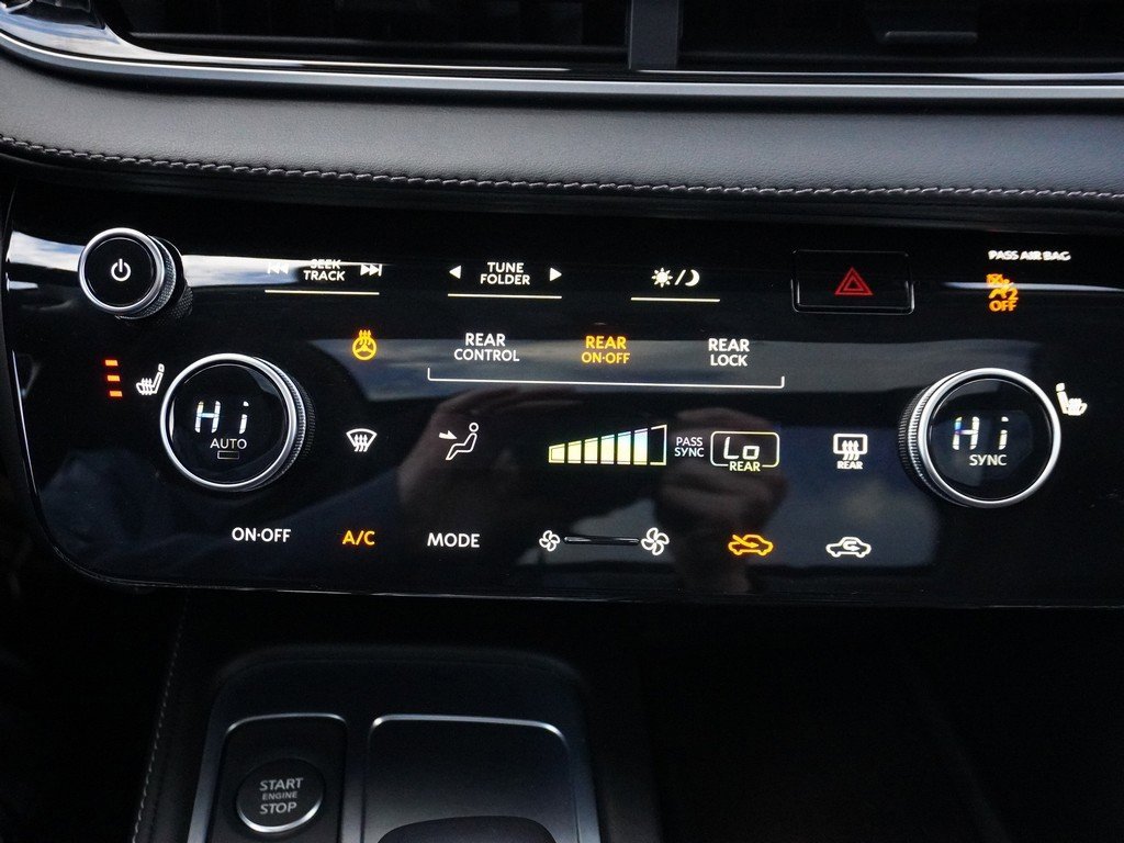 Used 2025 INFINITI QX60 Luxe image 63