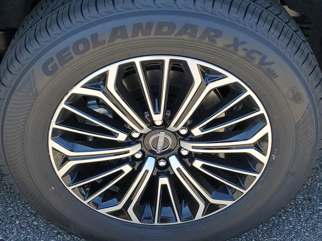 New 2025 Nissan Armada SL w/ Captain's Chari Seat Package AWD/4WD image 32