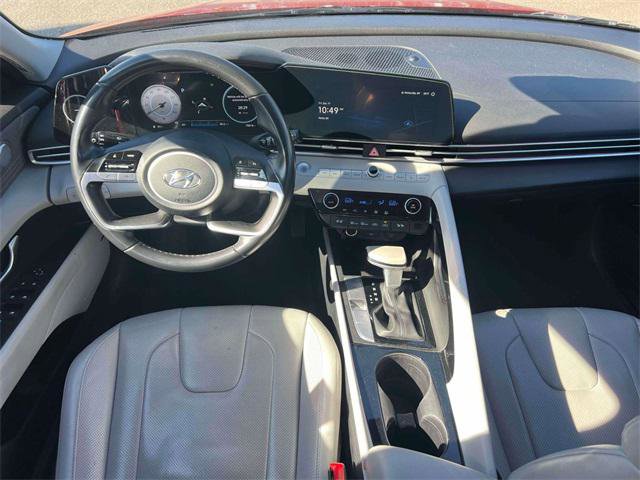 Used 2023 Hyundai Elantra Limited image 9