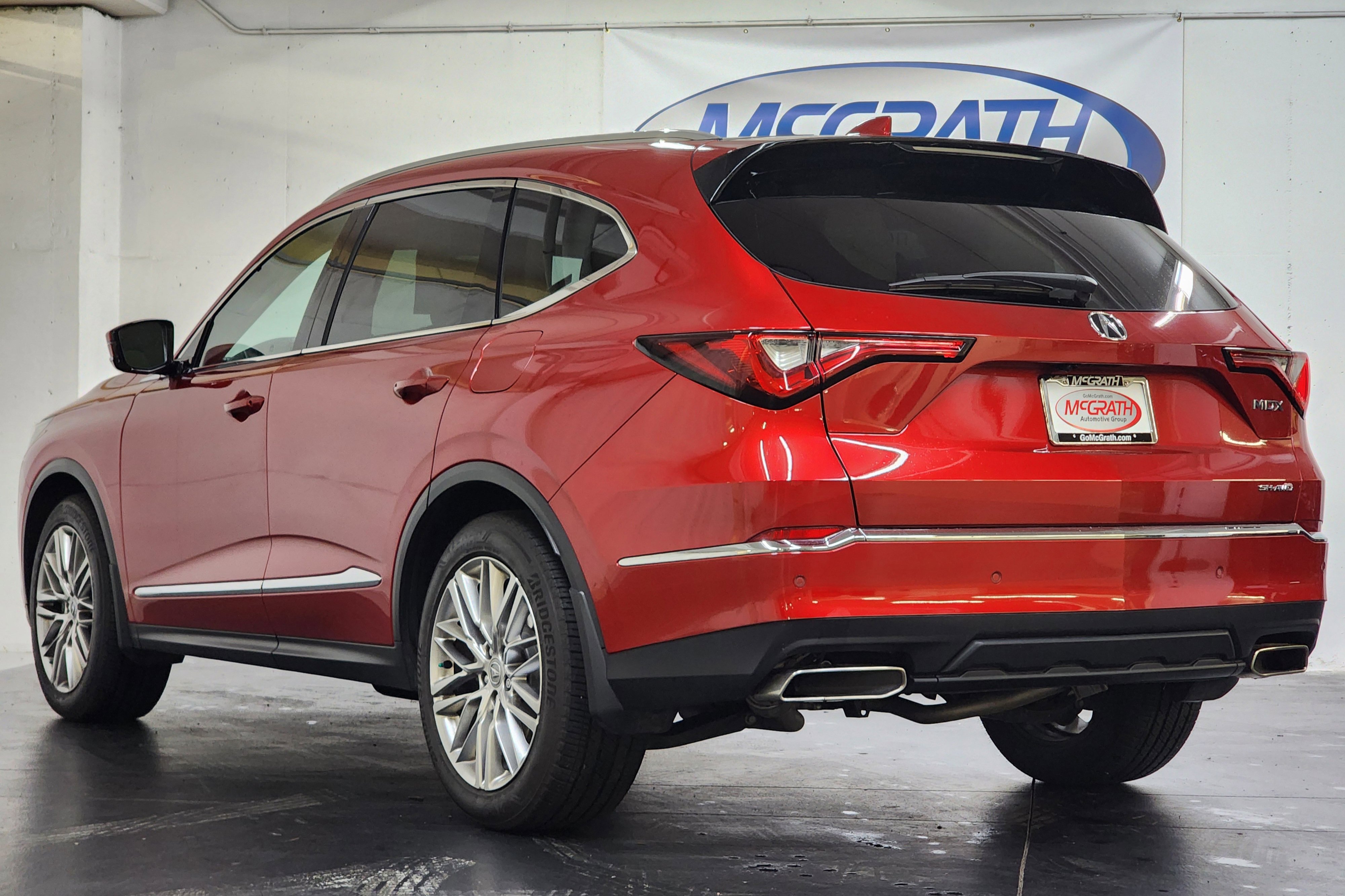 Used 2024 Acura MDX SH-AWD w/ Advance Package image 6