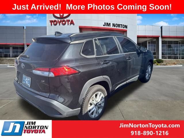 Used 2022 Toyota Corolla Cross LE FWD image 4