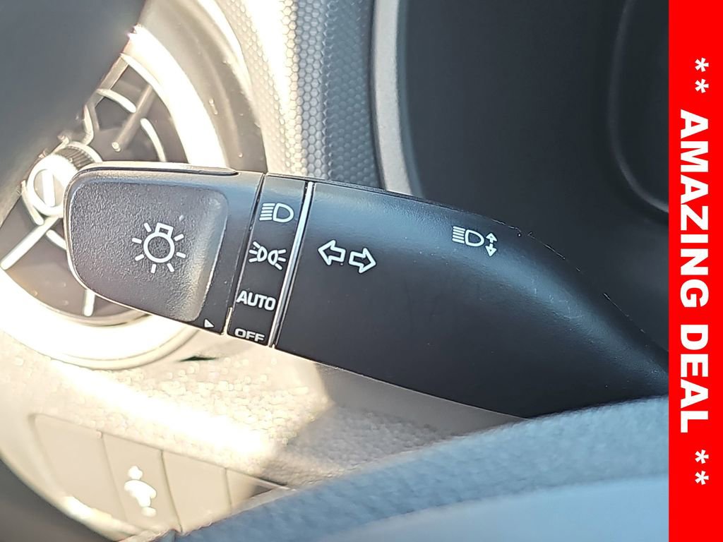 Used 2022 Hyundai Kona SEL w/ Cargo Package image 25