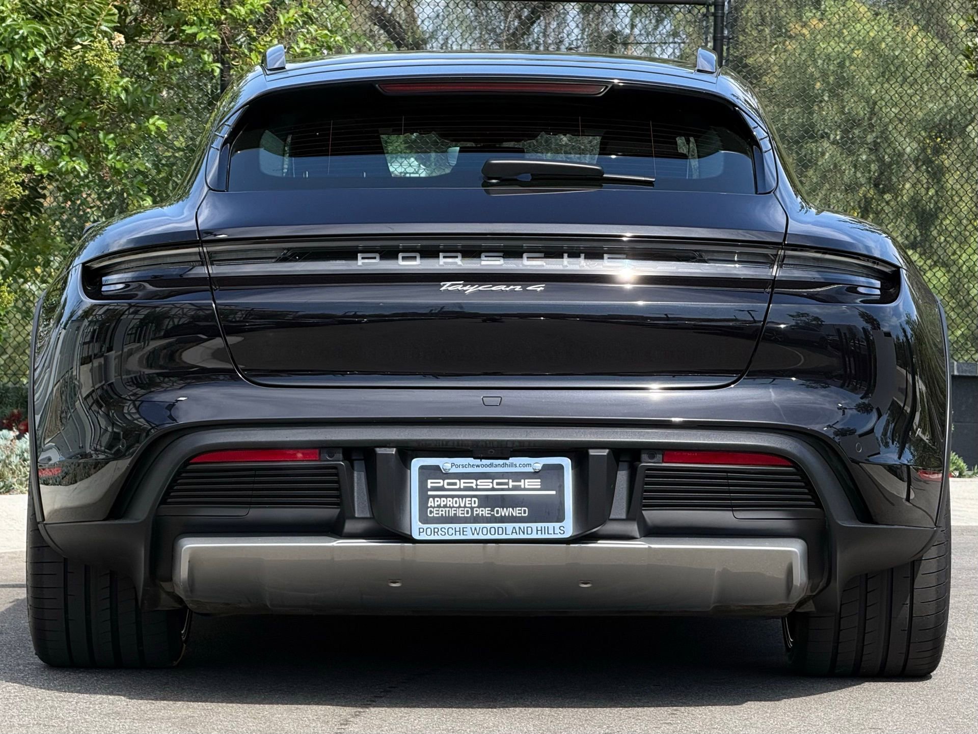 Certified 2023 Porsche Taycan 4 Cross Turismo image 6