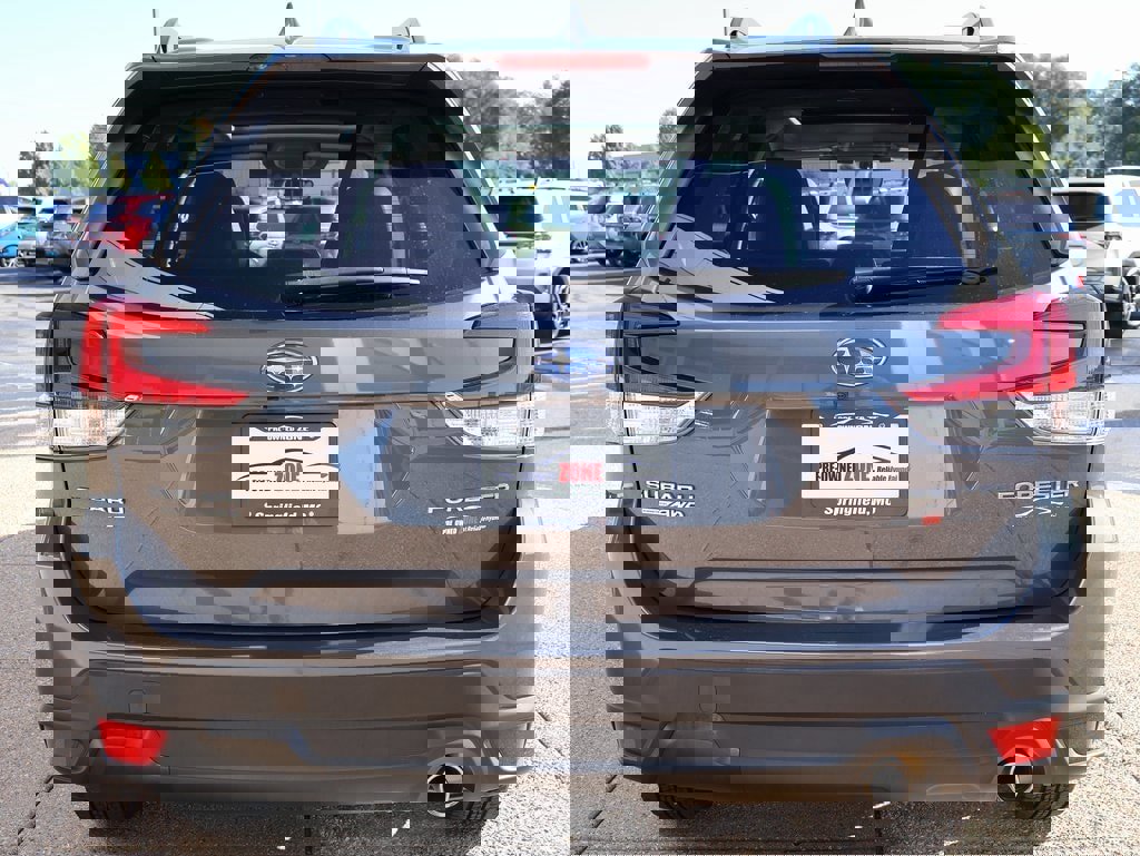 Used 2023 Subaru Forester Limited image 5