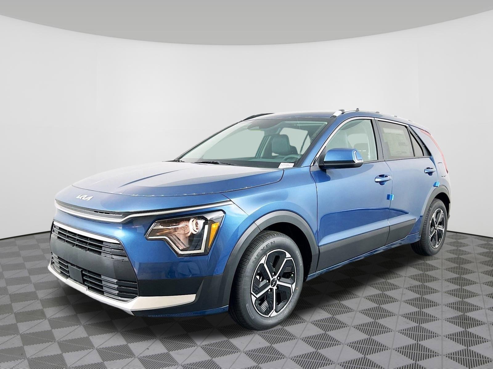 New 2025 Kia Niro EX image 2