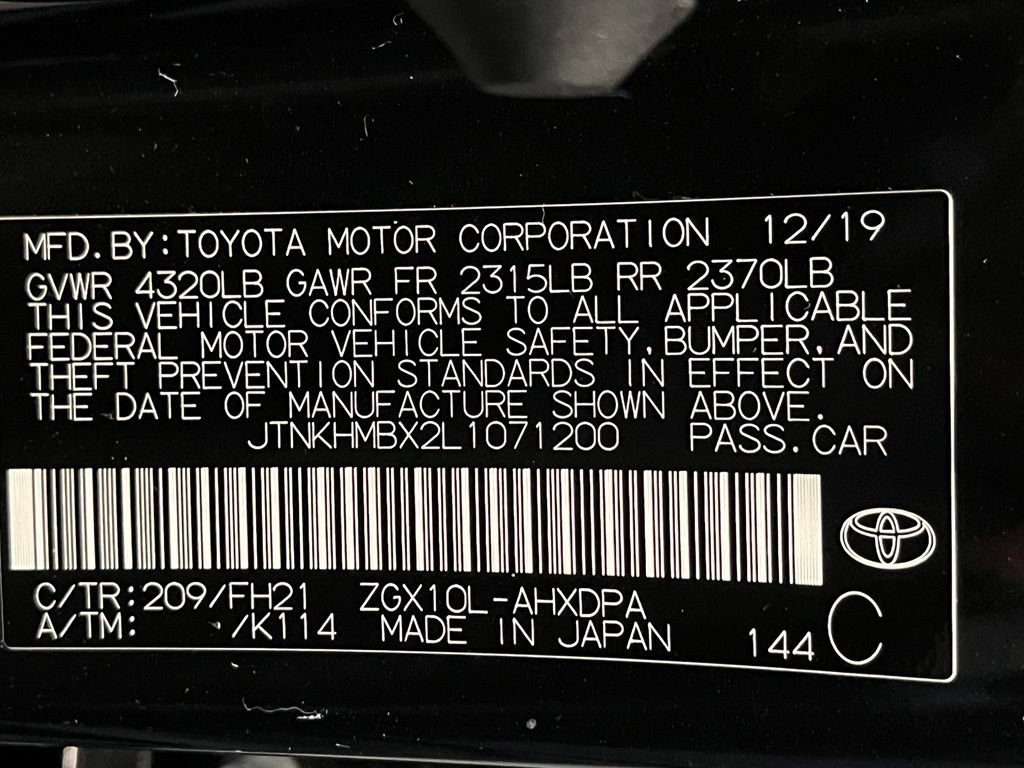 Used 2020 Toyota C-HR LE FWD image 24