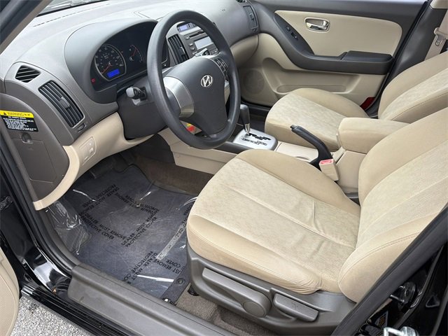 Used 2010 Hyundai Elantra GLS image 9