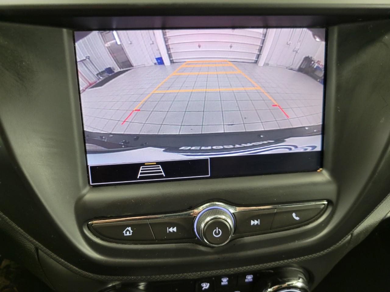 Used 2022 Chevrolet TrailBlazer RS FWD image 15