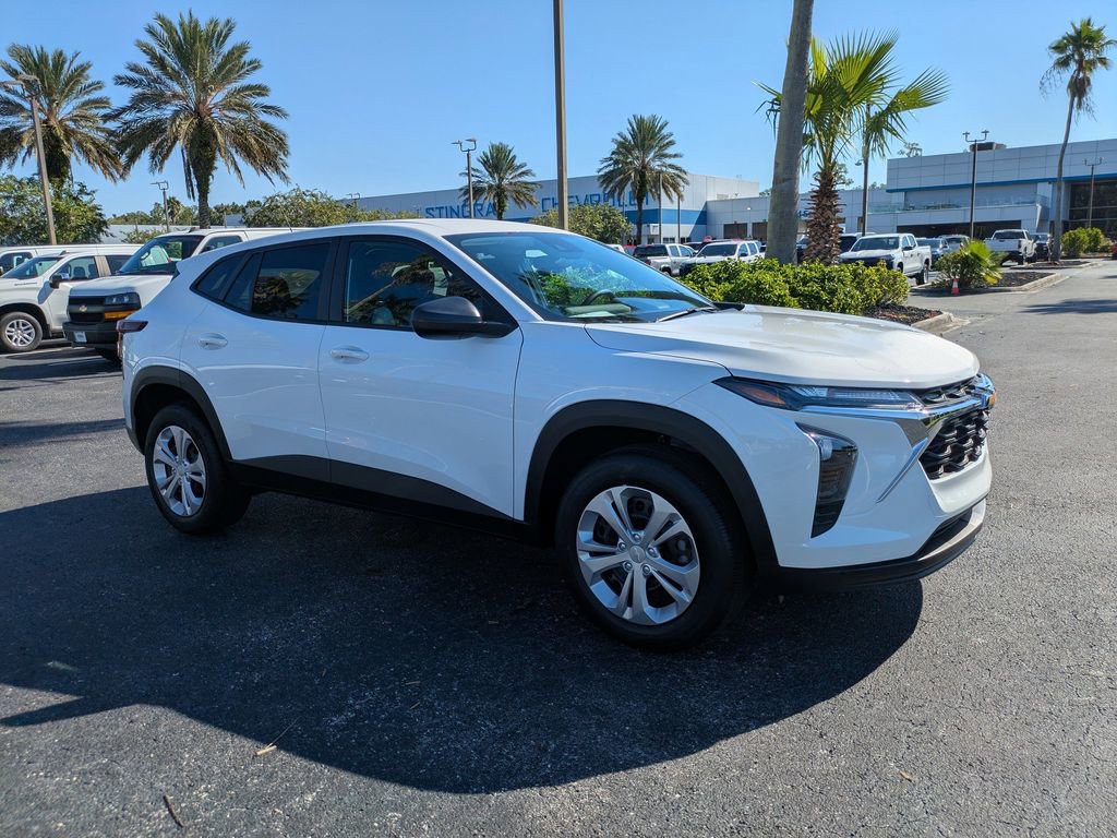 New 2026 Chevrolet Trax LS w/ Driver Confidence Package image 2