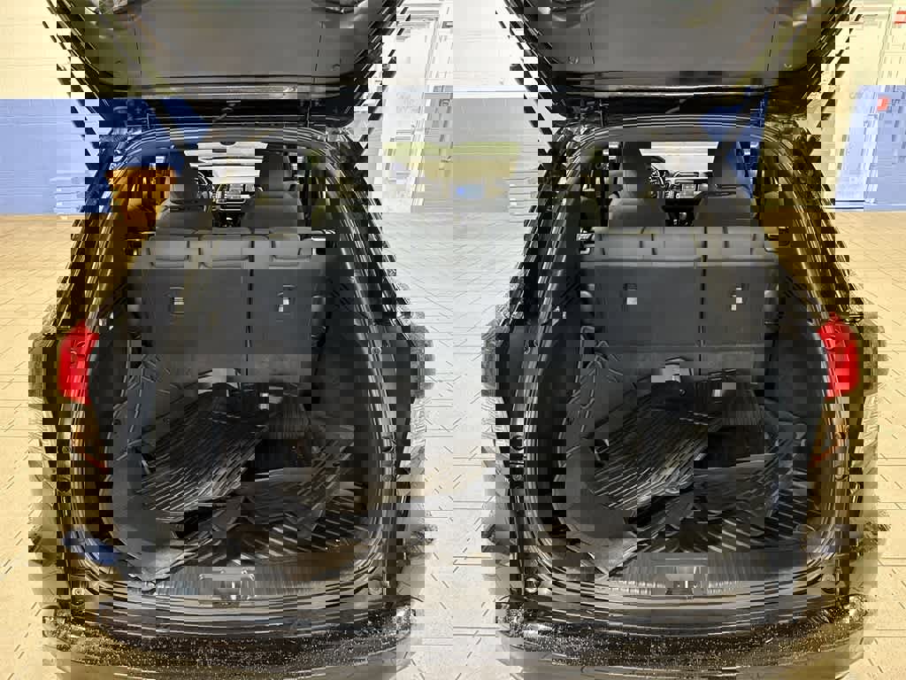 Used 2020 Honda HR-V Sport image 11