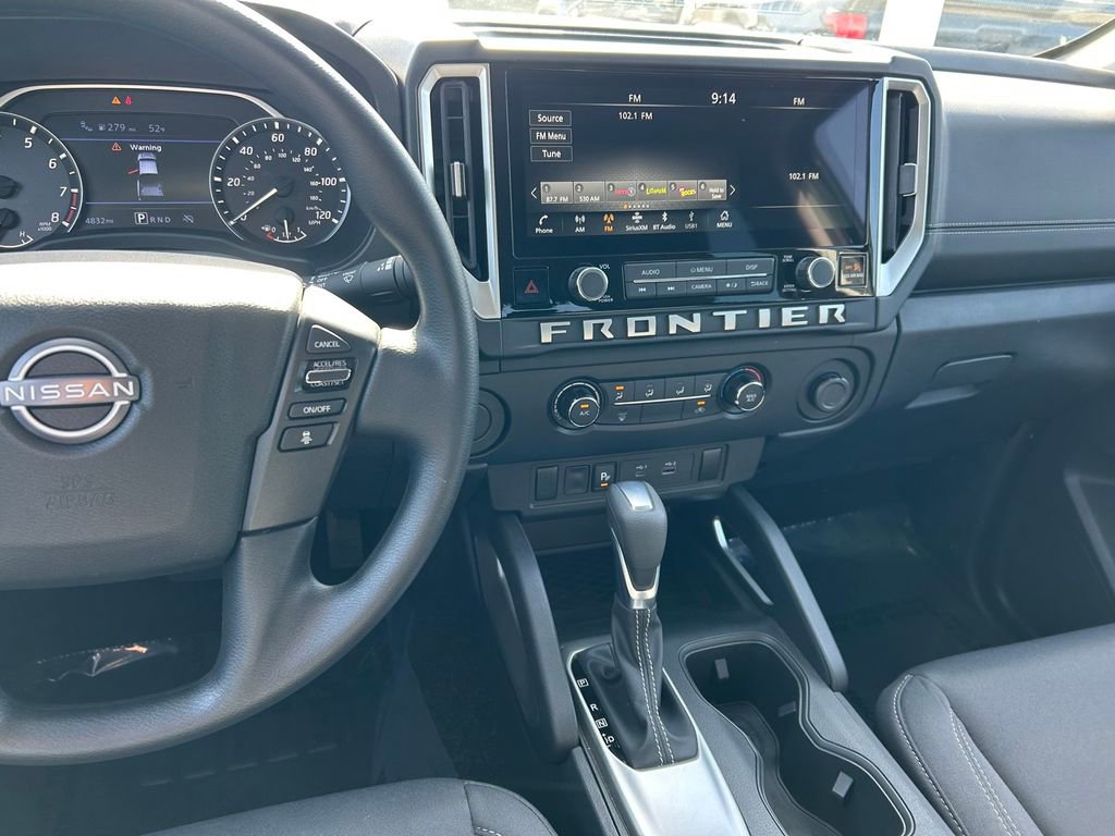 Used 2026 Nissan Frontier SV RWD image 14