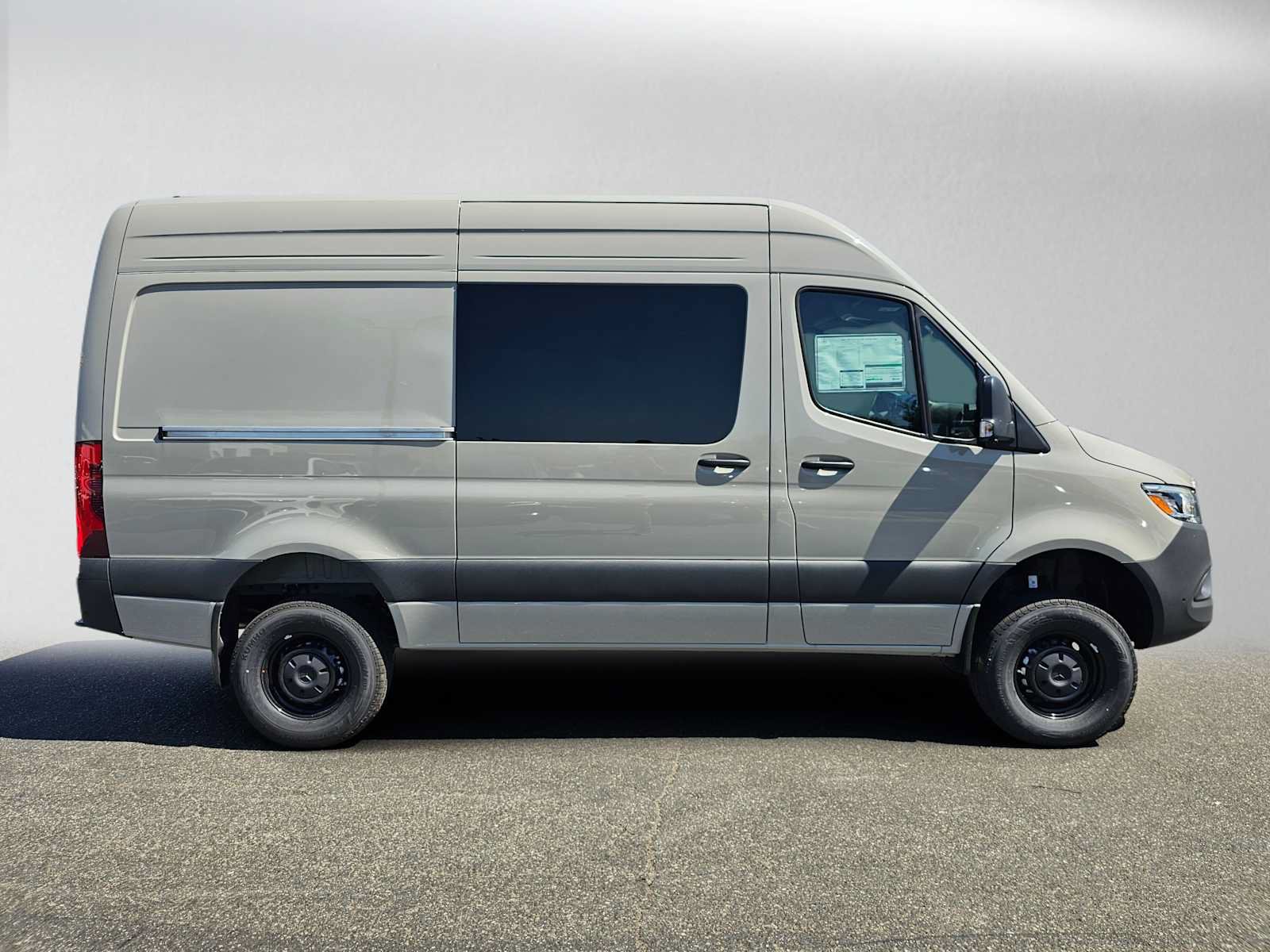 New 2026 Mercedes-Benz Sprinter 2500 image 2