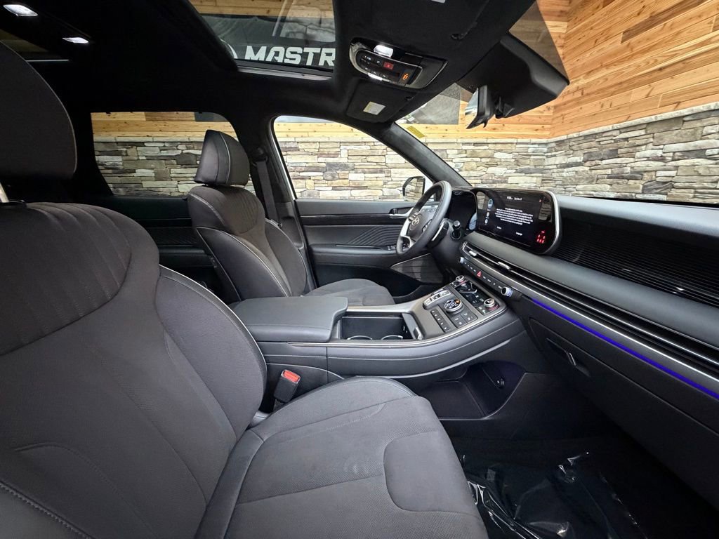 Certified 2025 Hyundai Palisade Calligraphy image 14