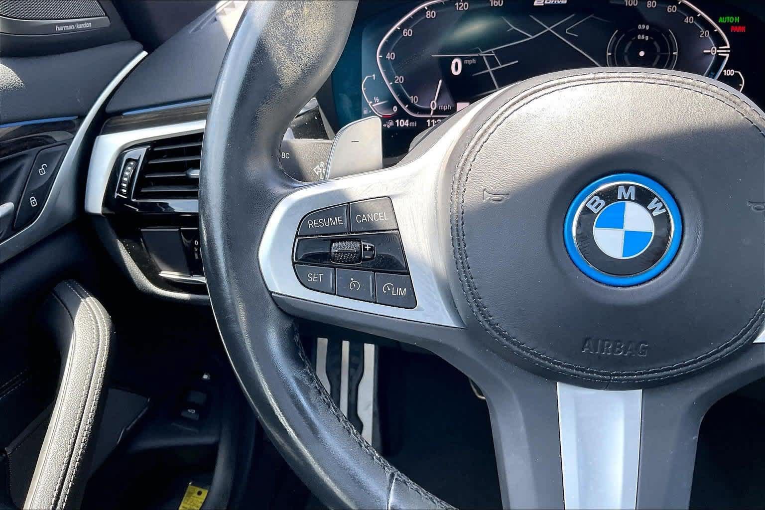Used 2023 BMW 530e w/ M Sport Package RWD image 24