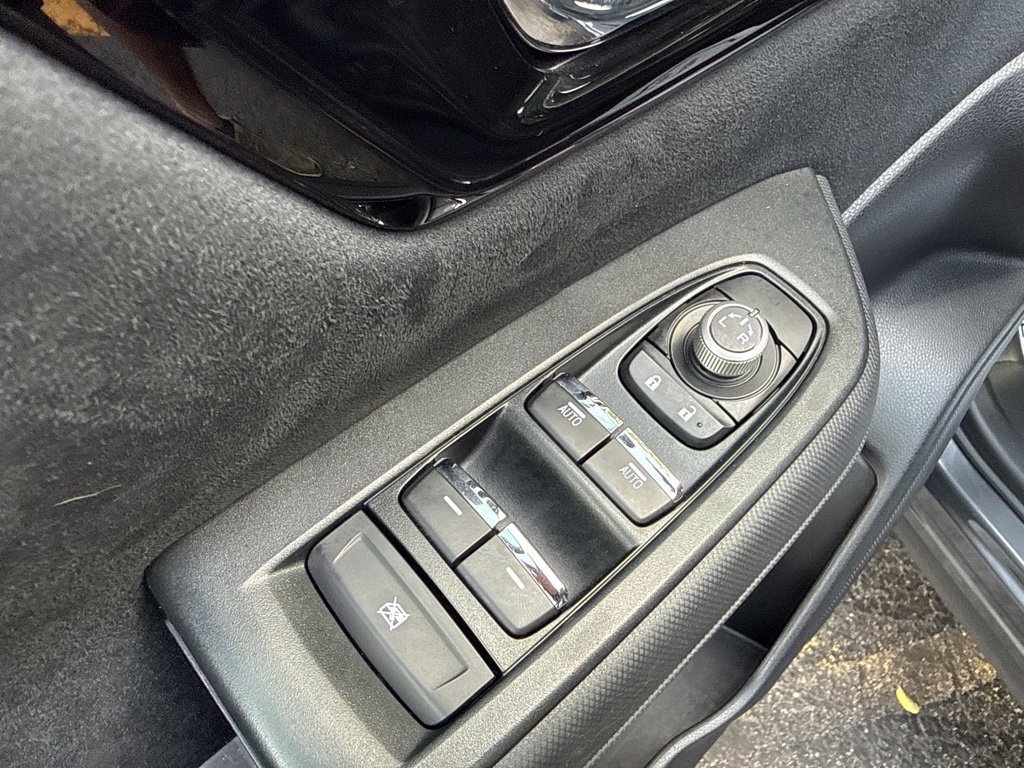 Used 2025 Subaru Forester Touring AWD/4WD image 23