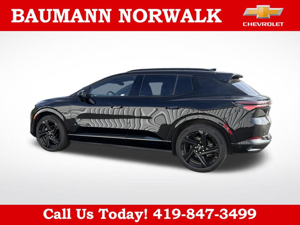 Used 2024 Chevrolet Equinox EV RS w/ Active Safety Package 3 FWD image 8