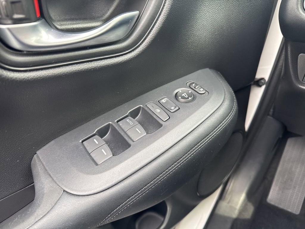 Certified 2024 Honda HR-V LX image 23