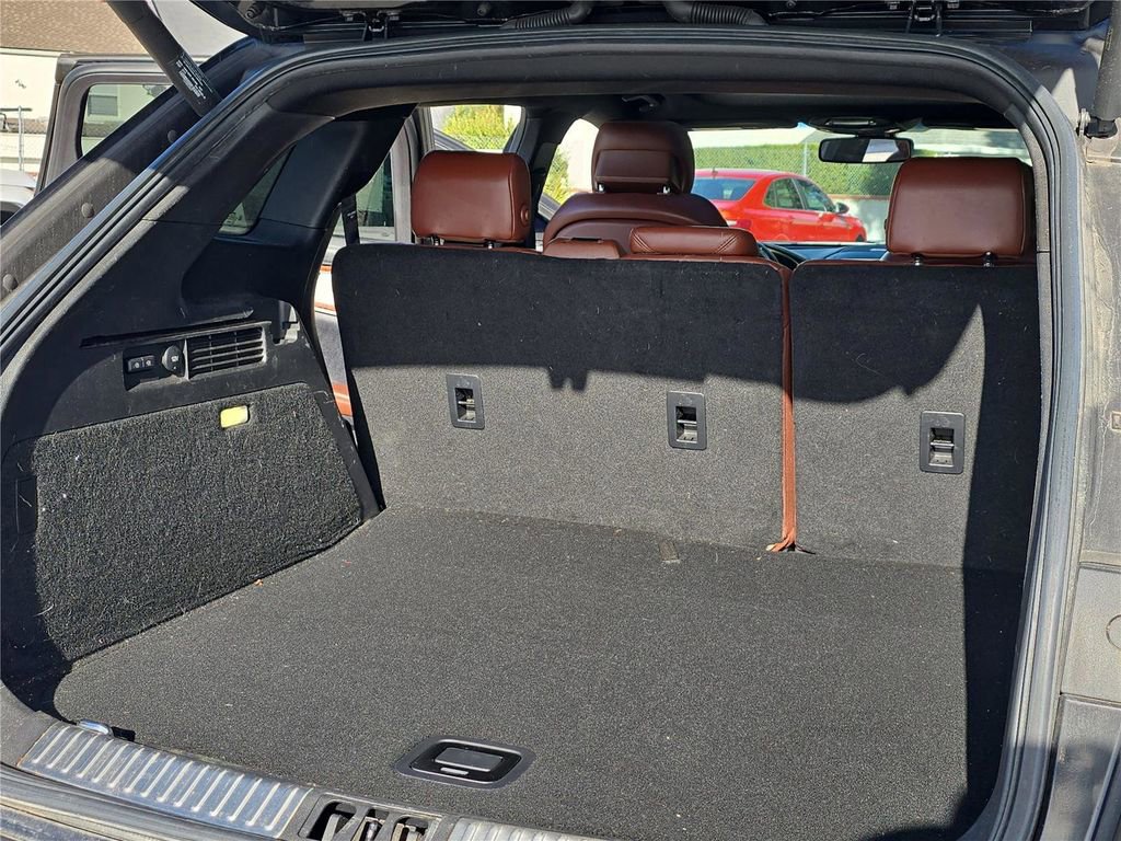 Used 2016 Lincoln MKX Reserve w/ Luxury Package image 31