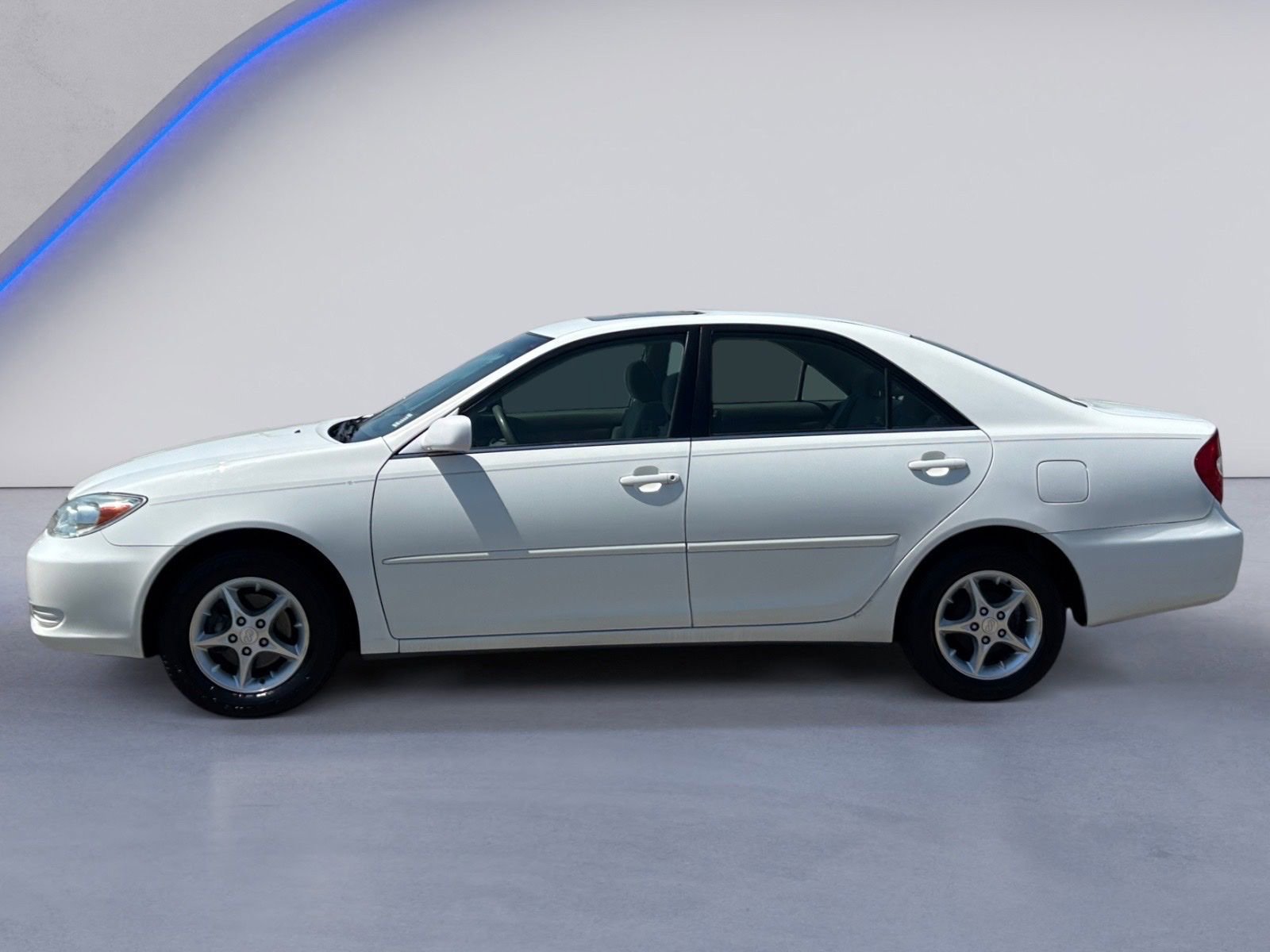 Used 2004 Toyota Camry LE FWD image 8