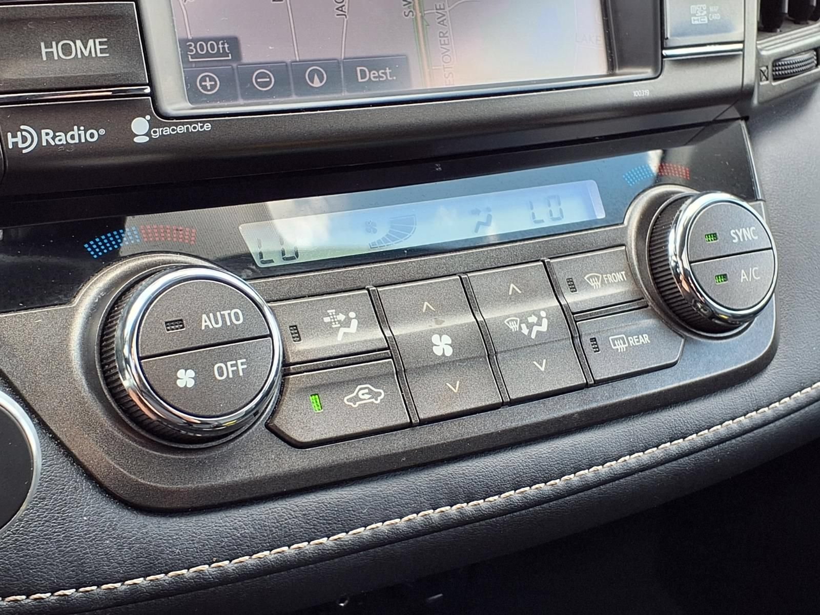 Used 2014 Toyota RAV4 Limited w/ Technology Package FWD image 25