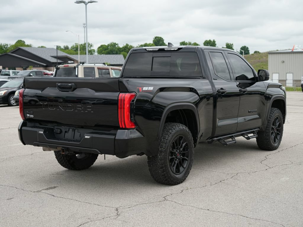 Used 2022 Toyota Tundra SR5 AWD/4WD image 6