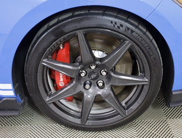 Used 2022 Ford Mustang Shelby GT500 w/ Carbon Fiber Track Pack image 25