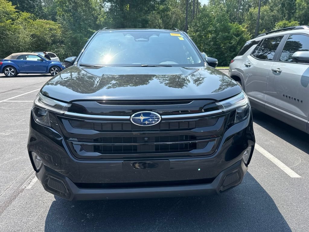 Used 2025 Subaru Forester Touring AWD/4WD image 7