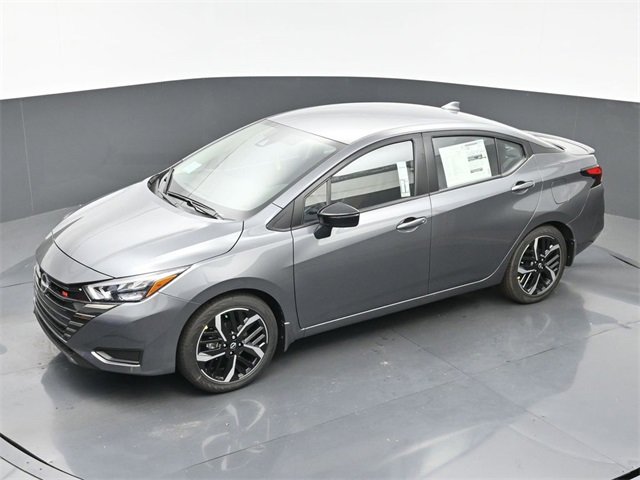 New 2025 Nissan Versa SR w/ Trunk Package image 29