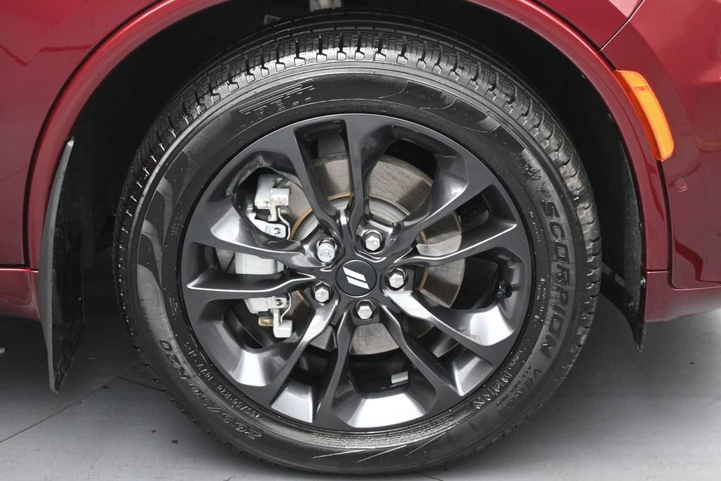 Used 2025 Dodge Durango R/T w/ Blacktop Package AWD/4WD image 38
