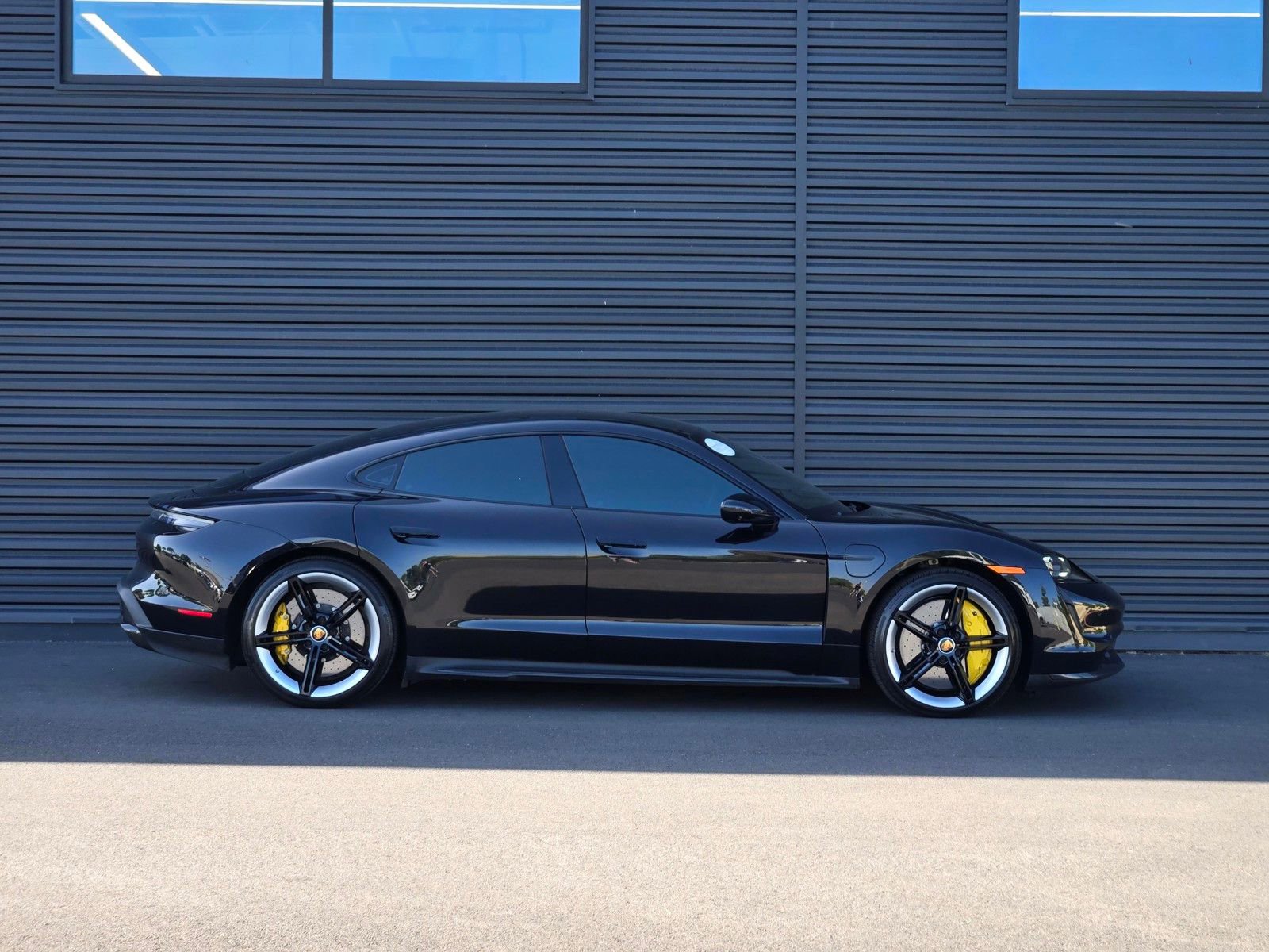 Certified 2020 Porsche Taycan Turbo S AWD/4WD image 8