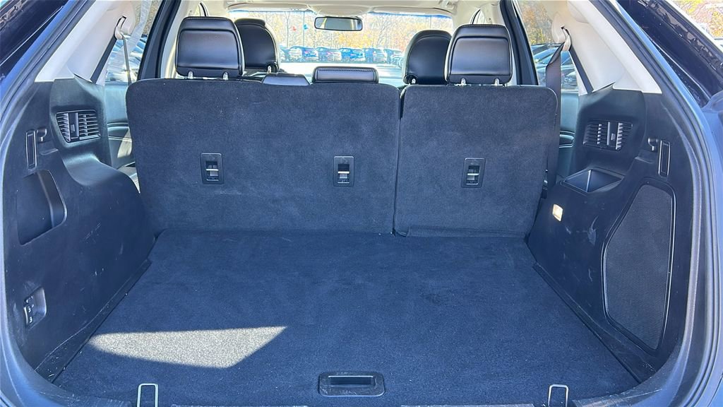 Used 2019 Ford Edge Titanium w/ Equipment Group 301A image 25